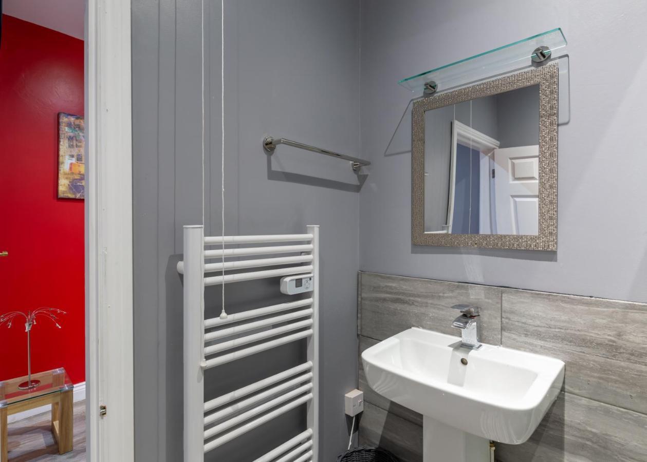 Stockton Town Centre Spacious Apartment Free Parking And Wifi Экстерьер фото